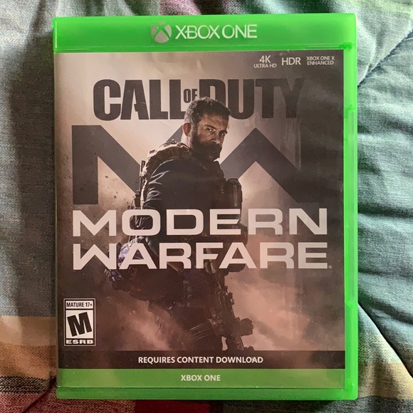 Xbox One - Call of Duty Modern Warfare/Call of Duty WW2 - Picture 1 of 4